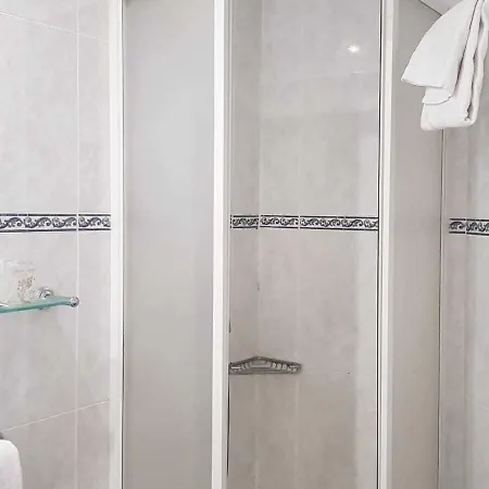 بيت ضيافة Pension Bilbao بلباو