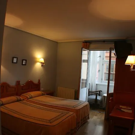 Pension Bilbao بلباو