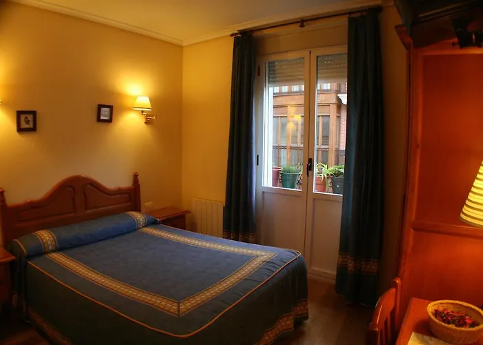 Pension Bilbao بلباو